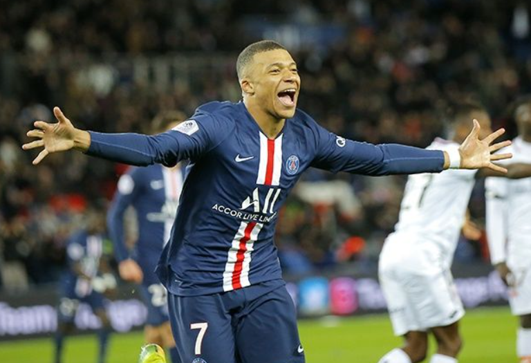 Panini Ballon D'Or 3 – LIGUE 1 2021-22 – Carte MBAPPÉ (PSG) – Neuve